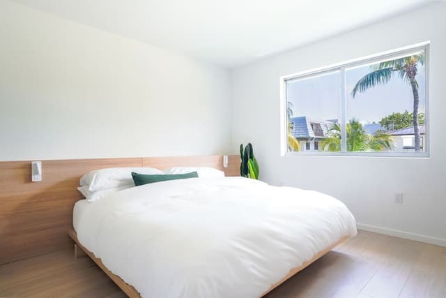Deluxe One Bedroom King