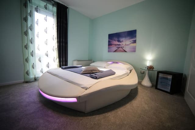 Family Double Room, 1 Bedroom, Private Bathroom