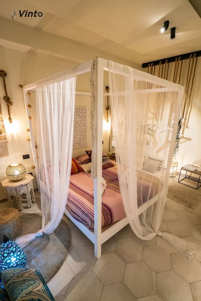 Deluxe Double Room, 1 King Bed, Private Bathroom