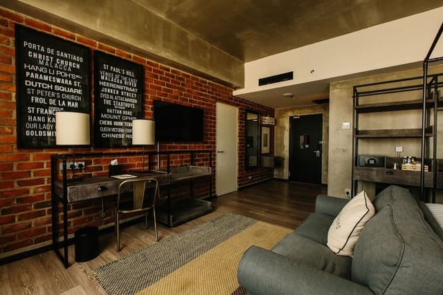 Premier Room, 1 King Bed, City View