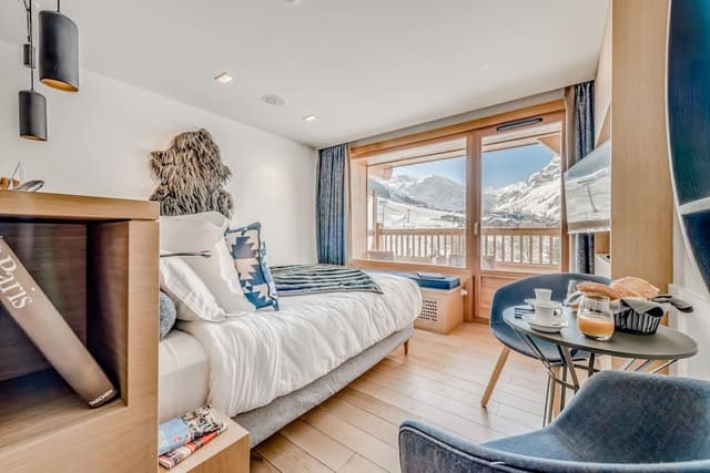 Superior Double Room, Slope View