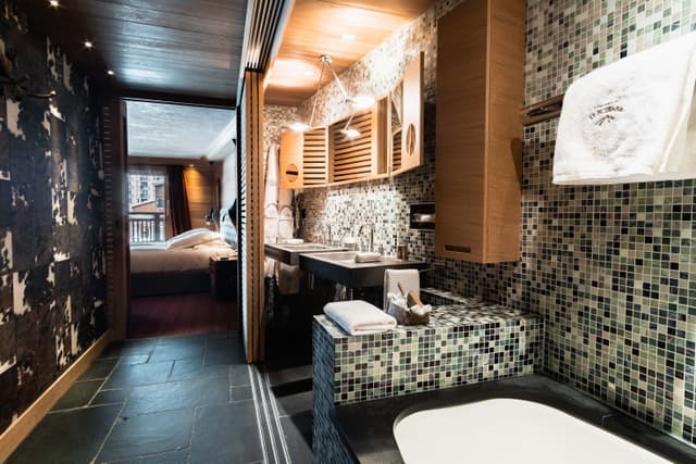Luxury Room ~29m² « village view »