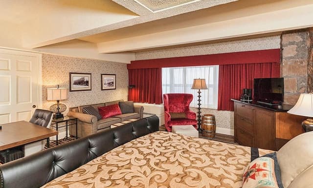 Luxury Room, 1 King Bed with Sofa bed, Lake View