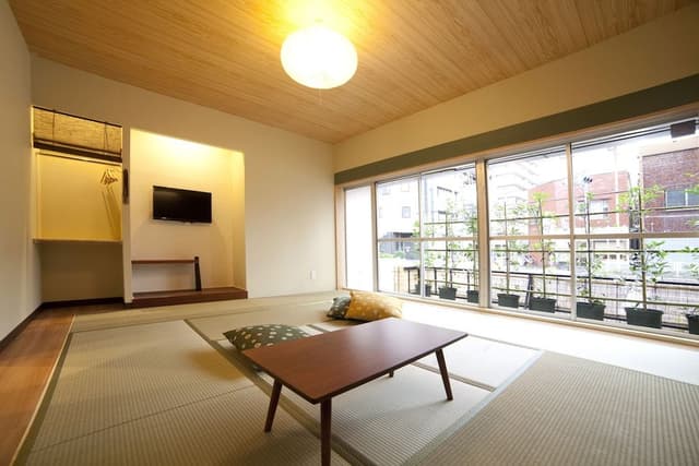 Deluxe Japanese-Style Room