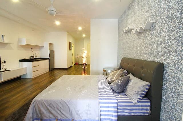 One Bedroom Suites (P)