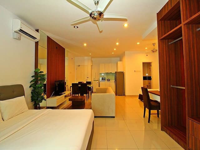 Studio Suites (P)