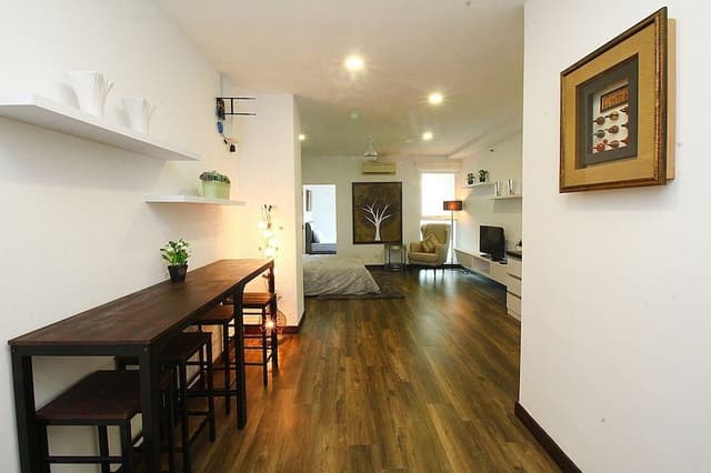One Bedroom Suites (P)