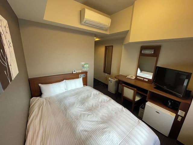 Semi Double Room, Non Smoking