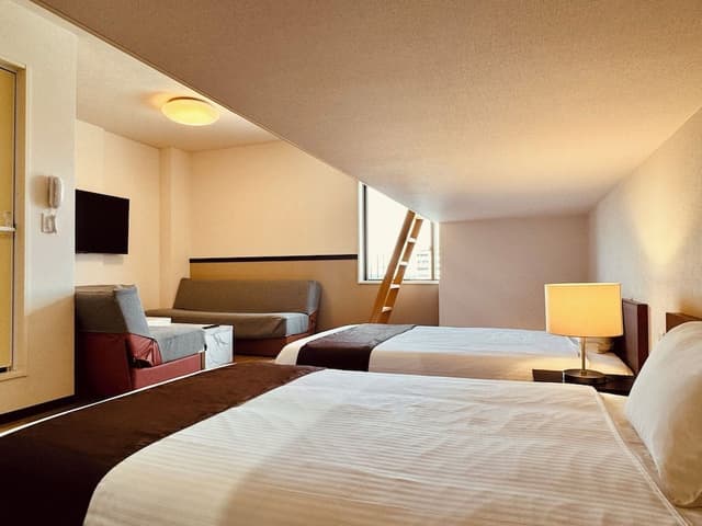 Premier Twin Room, Non Smoking (B-Loft)