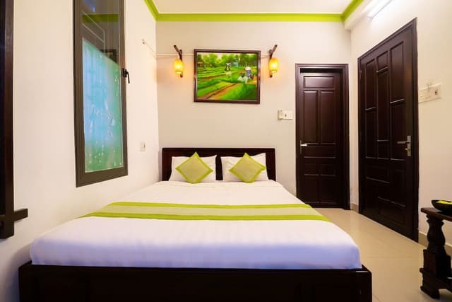 Superior Double Room, 1 Queen Bed, Garden View