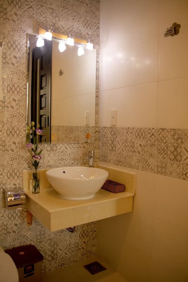 Family Suite, Bathtub, City View