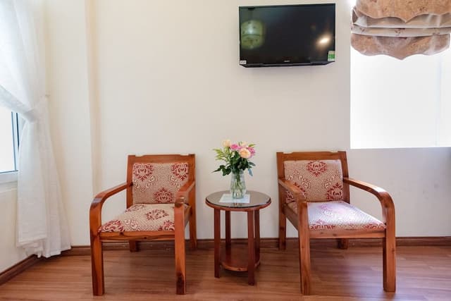 Family Room, Garden View