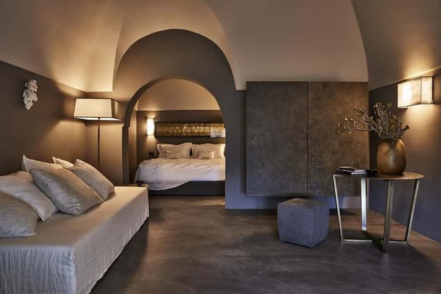 Luxury Suite