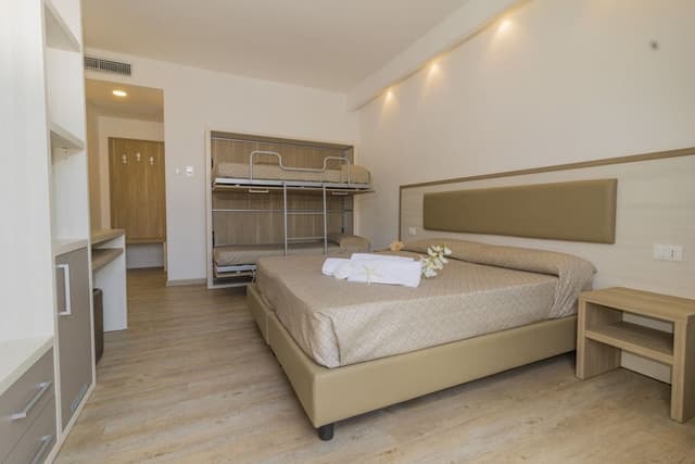 Superior Quadruple Room