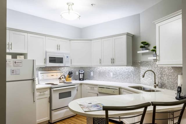 City Apartment, 2 Queen Beds