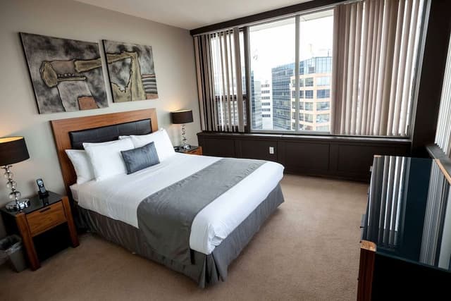 City Apartment, 2 Queen Beds