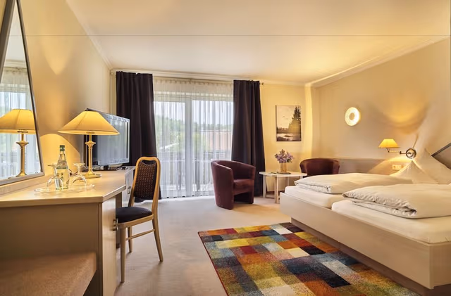 Double Room (SteinZeit)