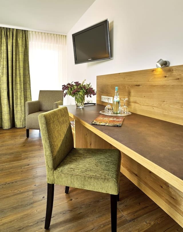 Double Room (BergZeit)