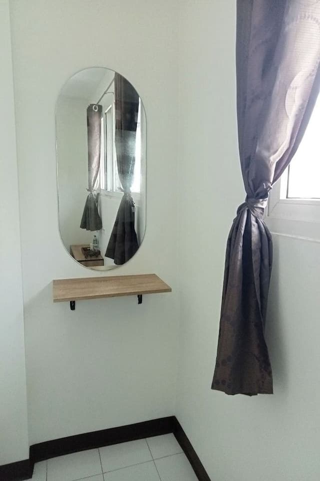 Family Room, Private Bathroom