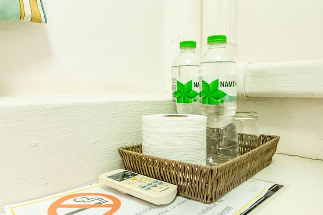 Standard Twin Room, Shared Bathroom