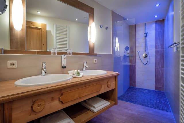 Comfort Suite, Balcony