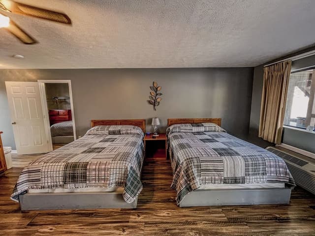 Grand Double Room, Balcony, Hill View
