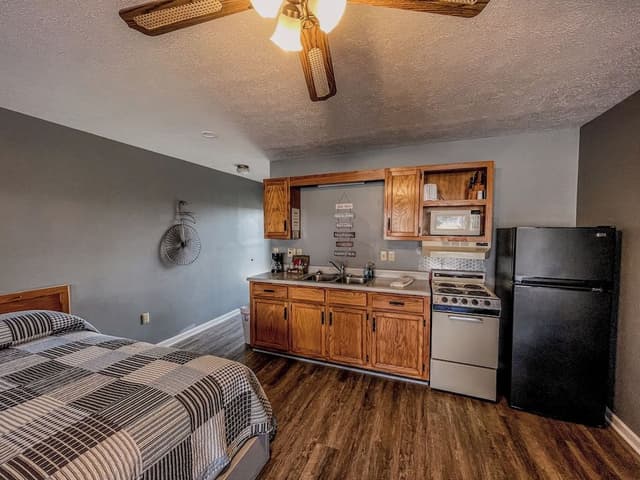 Signature Room, Balcony, Hill View