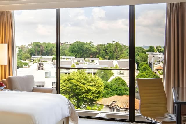 2 Single Beds Regent Club