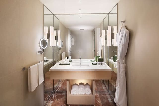 TWIN PREMIUM BALCONY ROOM
