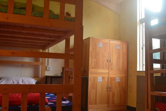 1 Bed in Male Dormitory Room