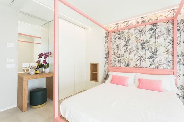 Superior Room, Partial Sea View