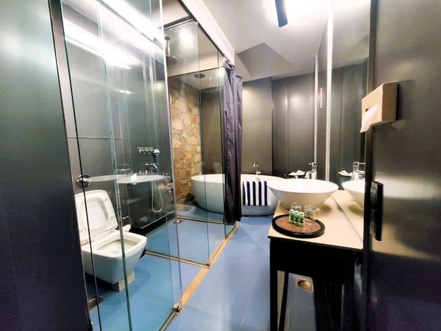 Suite, 1 King Bed