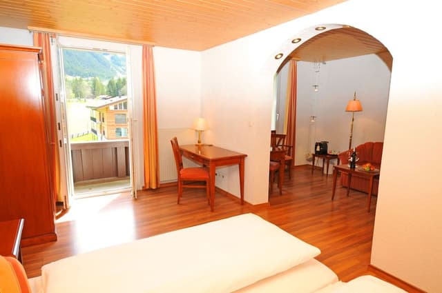 Suite (Mini Suite)