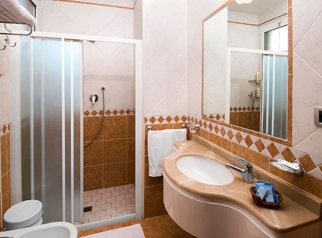 Comfort Triple Room