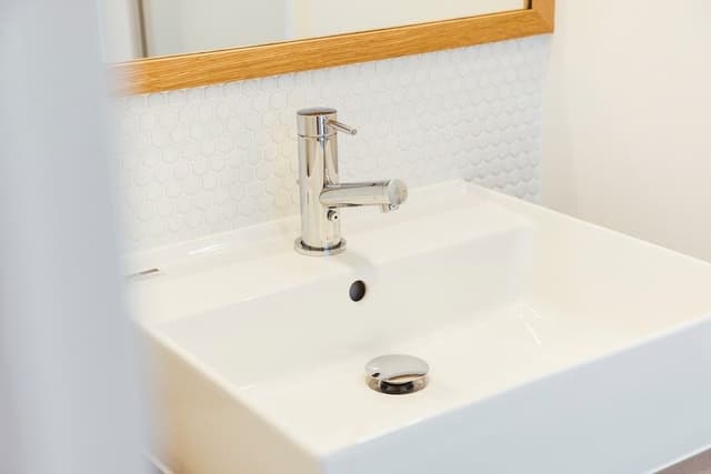 Superior Double Room, 1 Queen Bed, Non Smoking, Private Bathroom