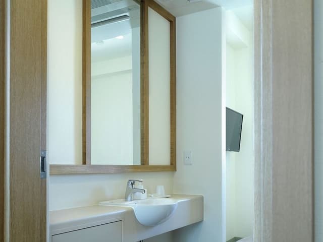 Economy Single Room, 1 Double Bed, Non Smoking, Private Bathroom