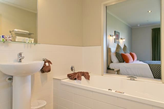Studio, Jetted Tub, Ground Floor