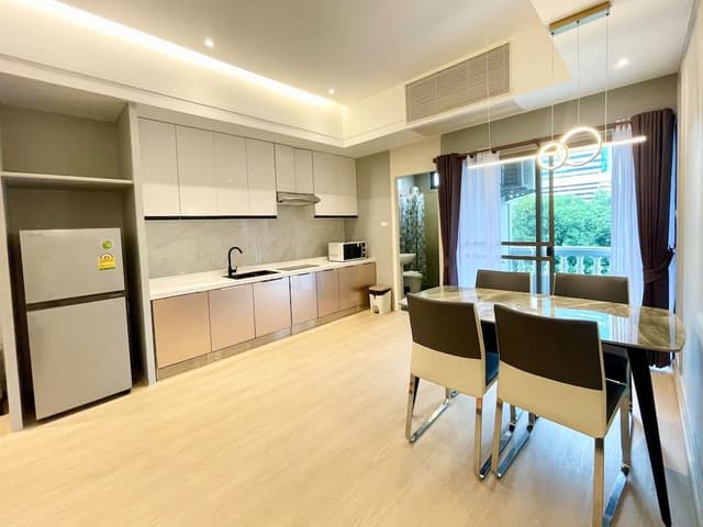 Signature Suite