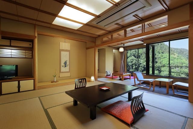 [West Building] Japanese Style Superior Room