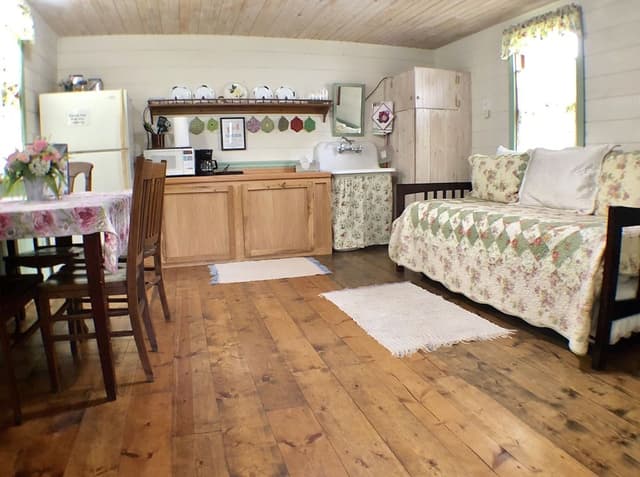 Summer Kitchen