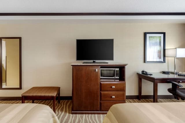 Standard Room, 2 Queen Beds, Non Smoking