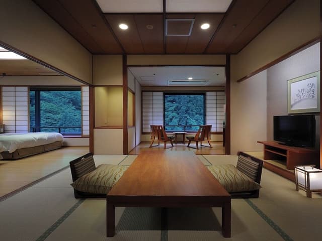 [Mountain view] Japanese Western-style room with bath, Non Smoking