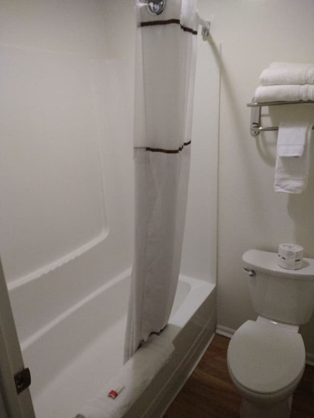 Room, 2 Queen Beds, Pet Friendly