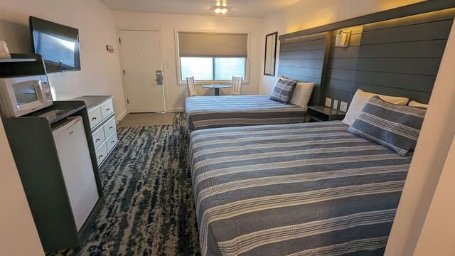 Deluxe Room, 2 Queen Beds, Non Smoking