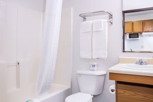 Suite, 1 Queen Bed, Non Smoking