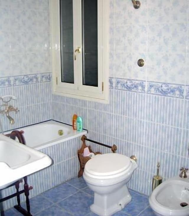 Double Room, Shared Bathroom
