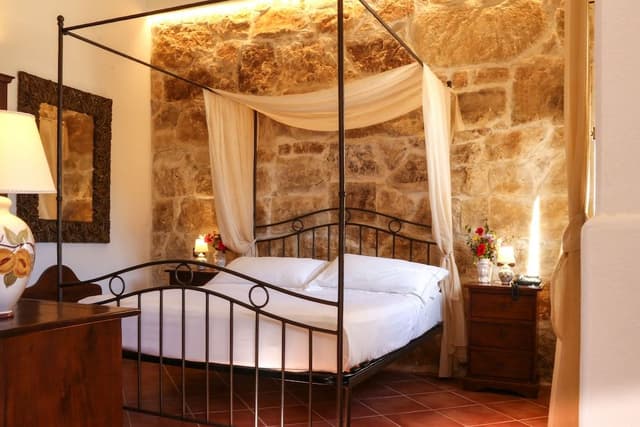 Double Room (Romantica)