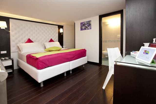 Superior Duplex (3 Adults)