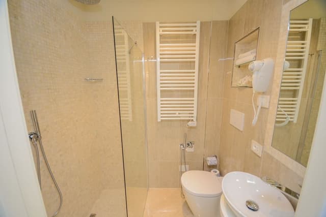 Romantic Duplex, 1 Bedroom, Bathtub, Lake View