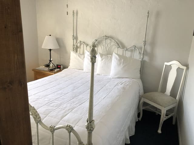 Wicker Roses (second floor)